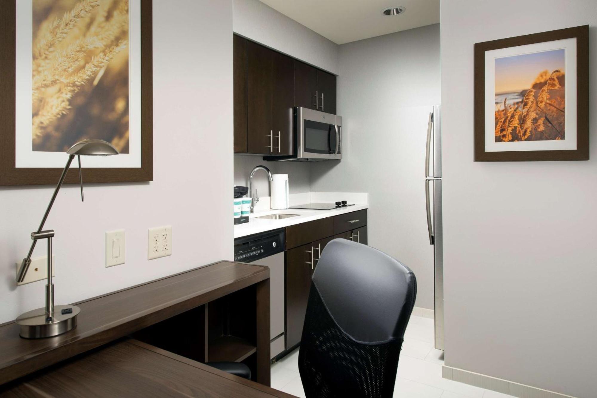 Homewood Suites By Hilton Kansas City Speedway Luaran gambar