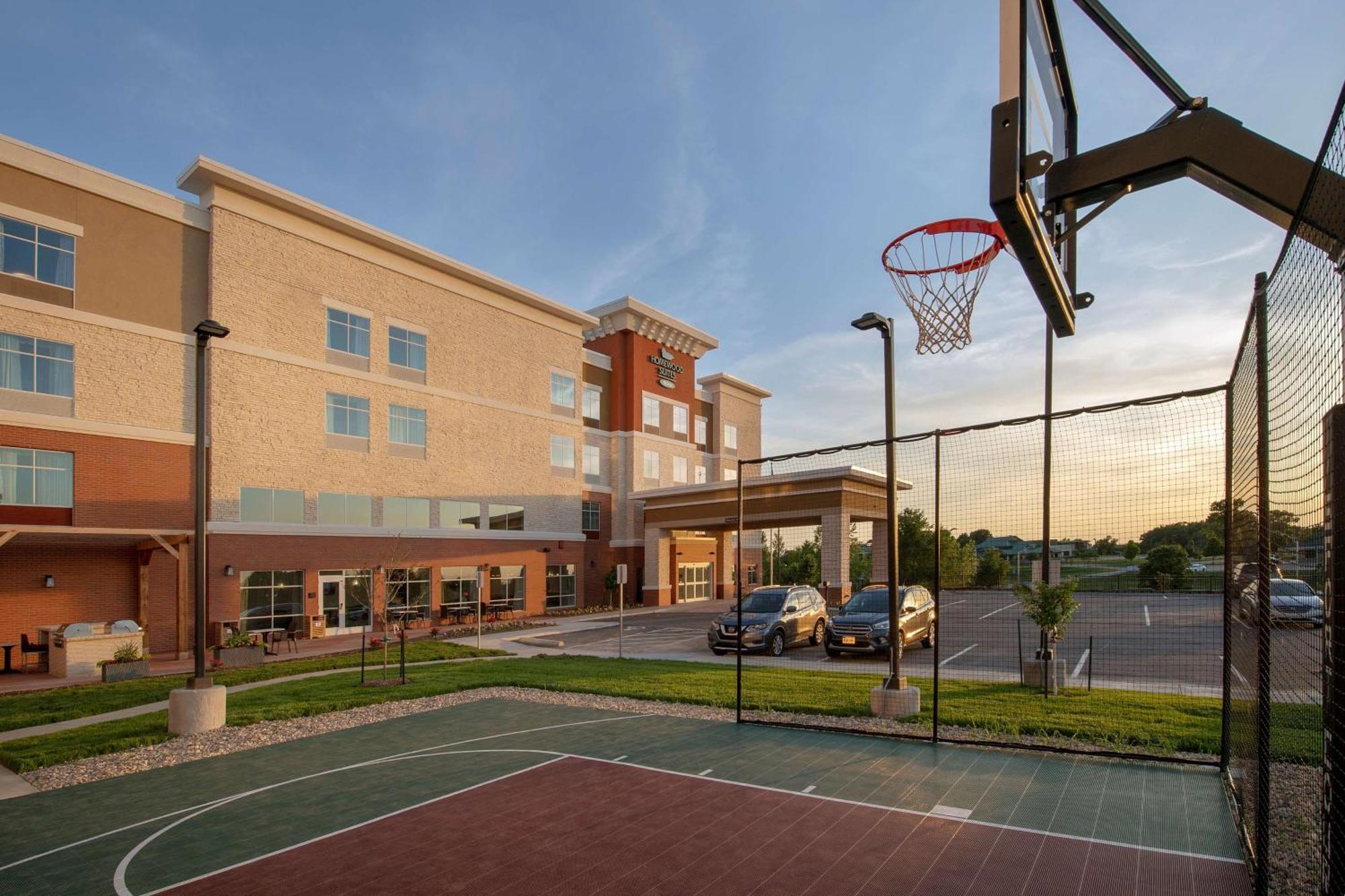 Homewood Suites By Hilton Kansas City Speedway Luaran gambar